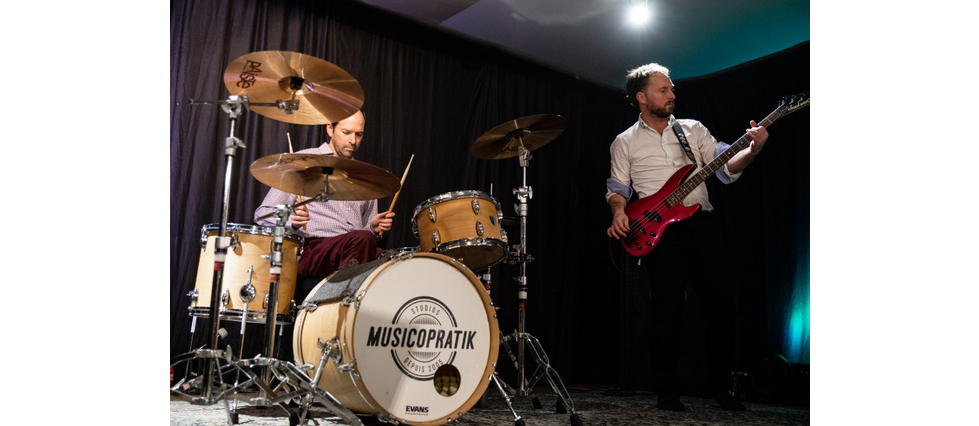 Montreal Musicopratik performing