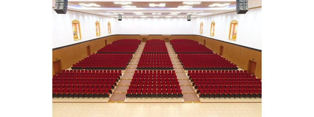 Aerial view of an auditorium in South India’s Adiparashakthi College